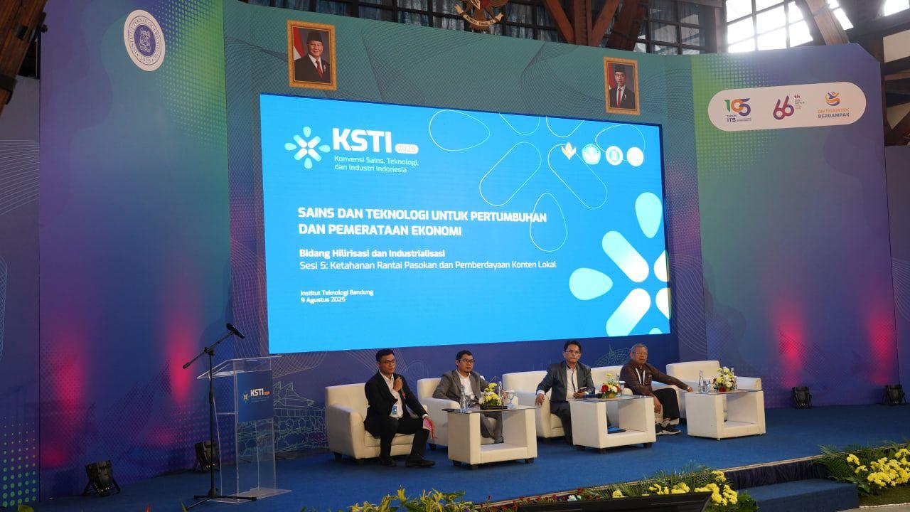 Direktur Operasi dan Digital Services Menjadi Pembicara di KSTI 2025. ITB Bandung, 9 Agustus 20252