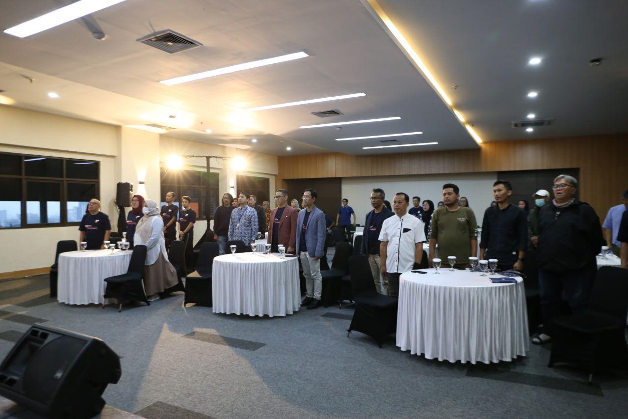 Media Gathering5