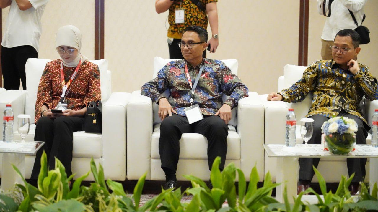 Penandatangan MoU PosIND dgn PT SRC Indonesia Sembilan2
