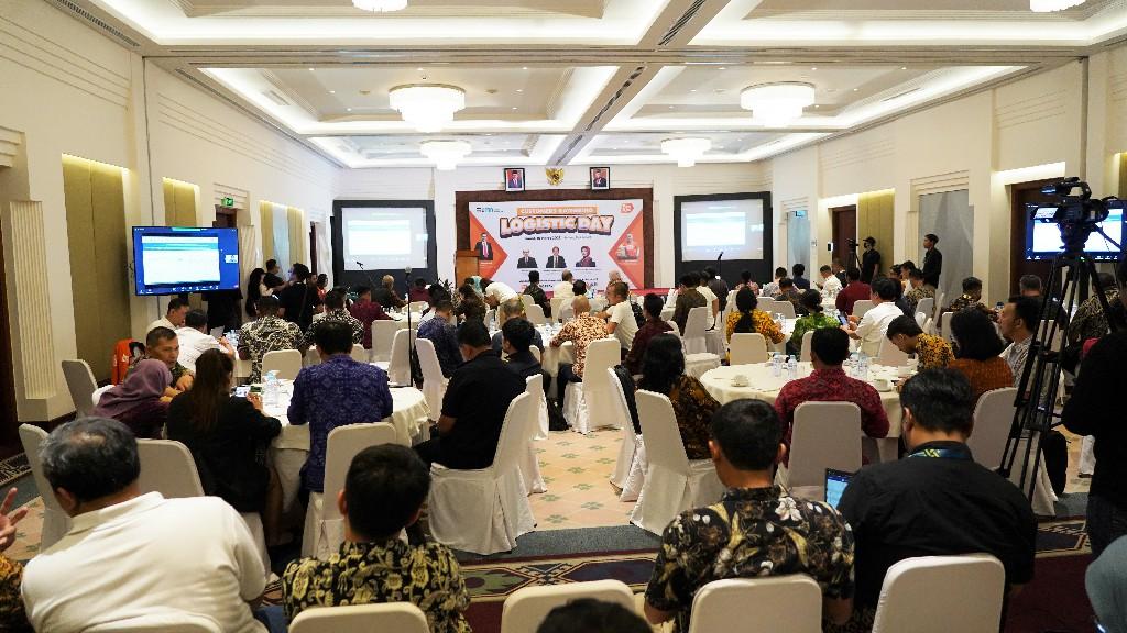 Gallery Photo 10 Maret 2023 - Customers Gathering Logistic Day