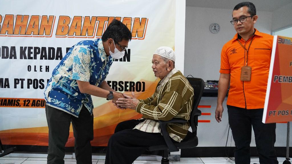 Gallery Photo 11-12 Agustus 2022. Bantuan TJSL Program Kesehatan Pemberian Kursi Roda dan Program Bedah Rumah
