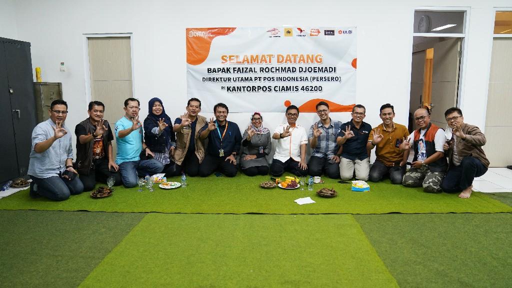 Gallery Photo 11-12 Agustus 2022. Bantuan TJSL Program Kesehatan Pemberian Kursi Roda dan Program Bedah Rumah