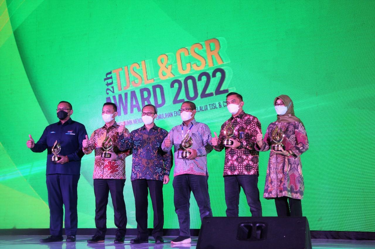 Gallery Photo 11 Agustus 2022. Pos Indonesia Raih Tiga Penghargaan TJSL&CSR Award 2022