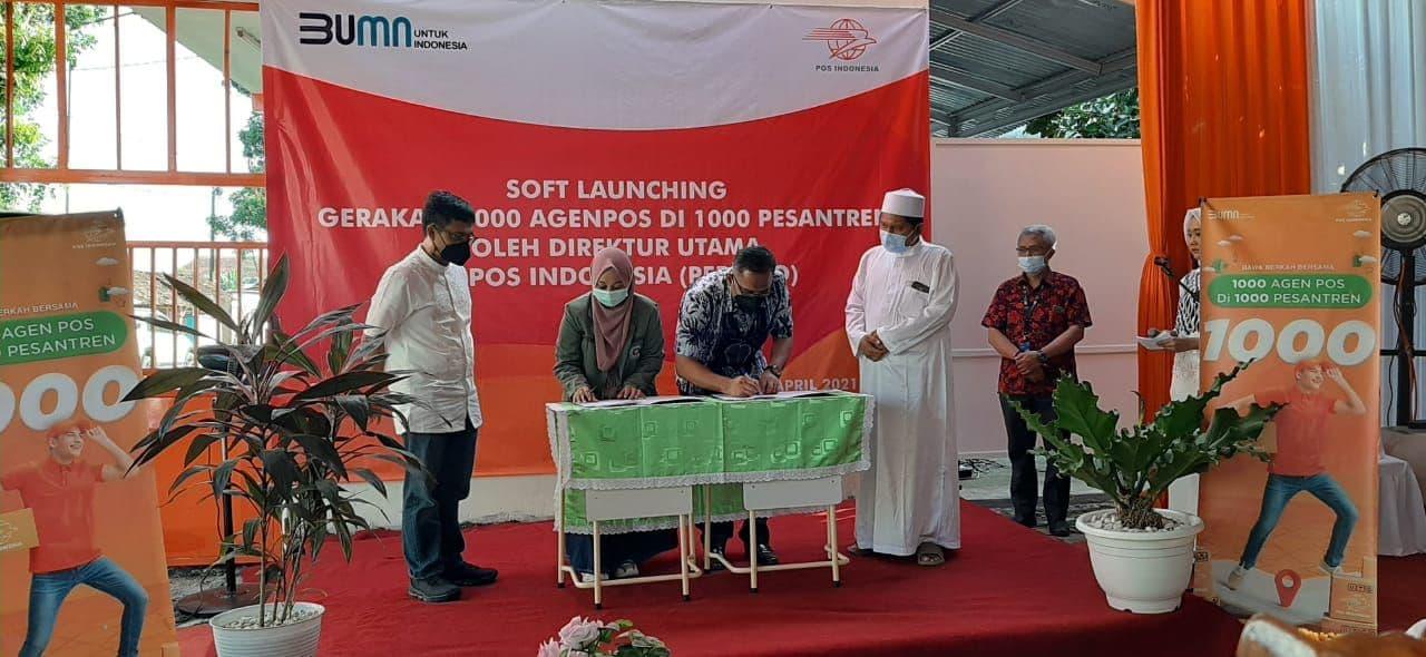 Gallery Photo 16 April 2021. Bangun Ekonomi Kerakyatan, Pos Indonesia Gagas Agen Pos di Pesantren