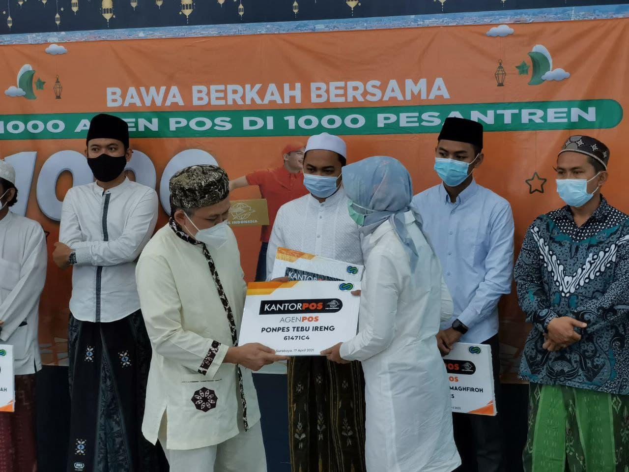 Gallery Photo 16 April 2021. Bangun Ekonomi Kerakyatan, Pos Indonesia Gagas Agen Pos di Pesantren