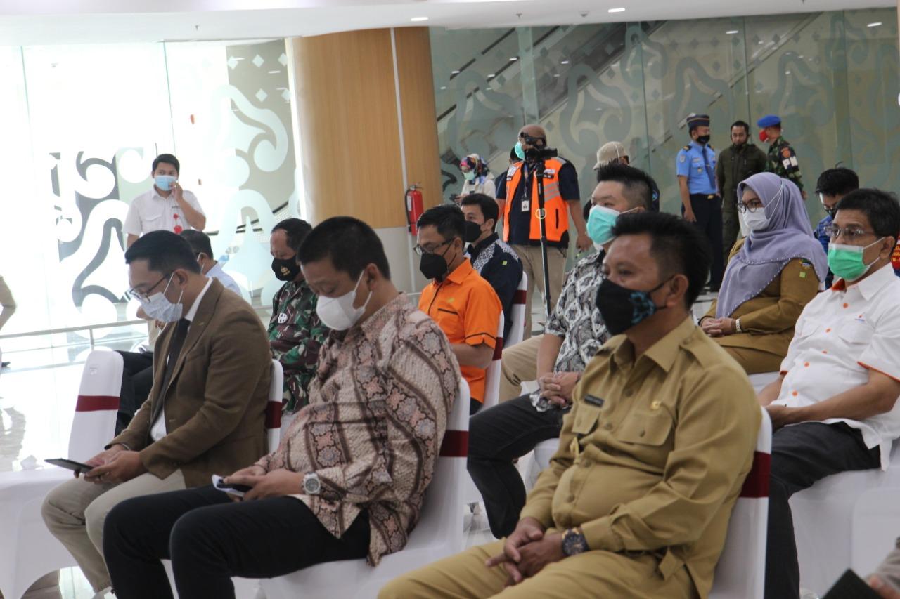 Gallery Photo 23 Februari 2021. Direktur Utama Pos Indonesia Hadir Dalam Launching Cargo Bandara Kertajati