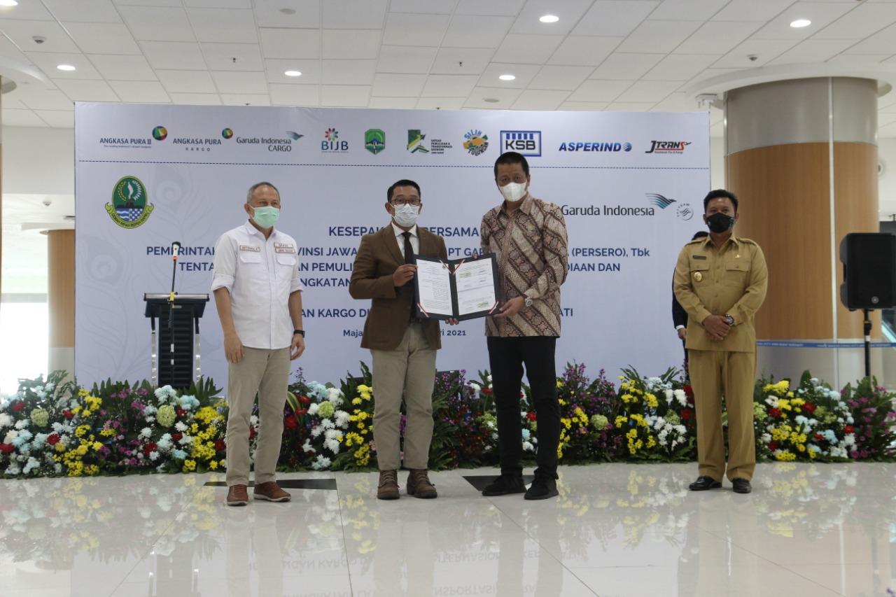 Gallery Photo 23 Februari 2021. Direktur Utama Pos Indonesia Hadir Dalam Launching Cargo Bandara Kertajati