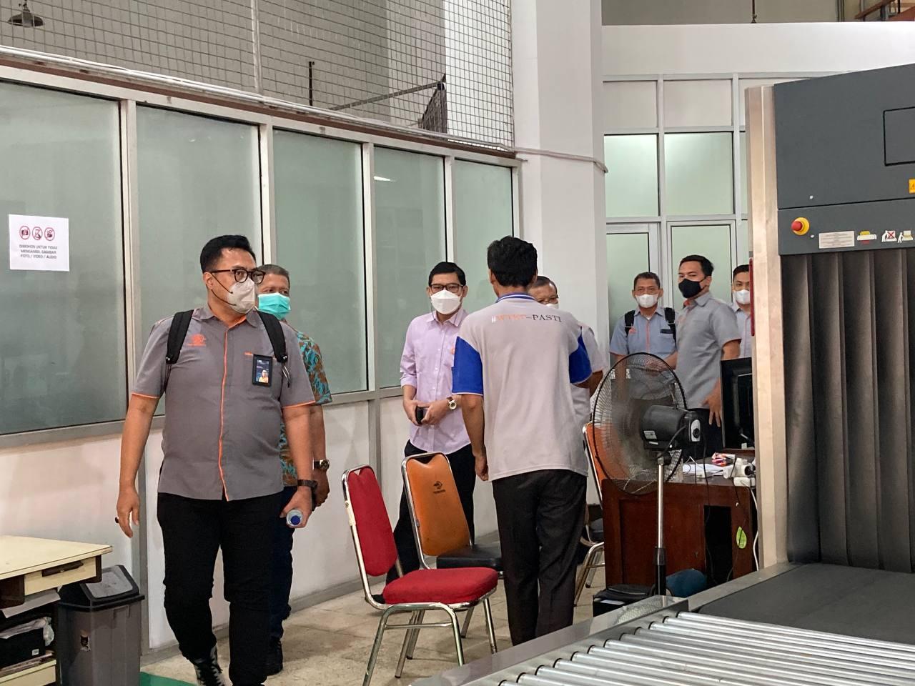 Gallery Photo 25 Juli 2022. Monitoring TPS & War Room Regional 2 oleh Direktur Operasi dan Teknologi Informasi dan Komisaris