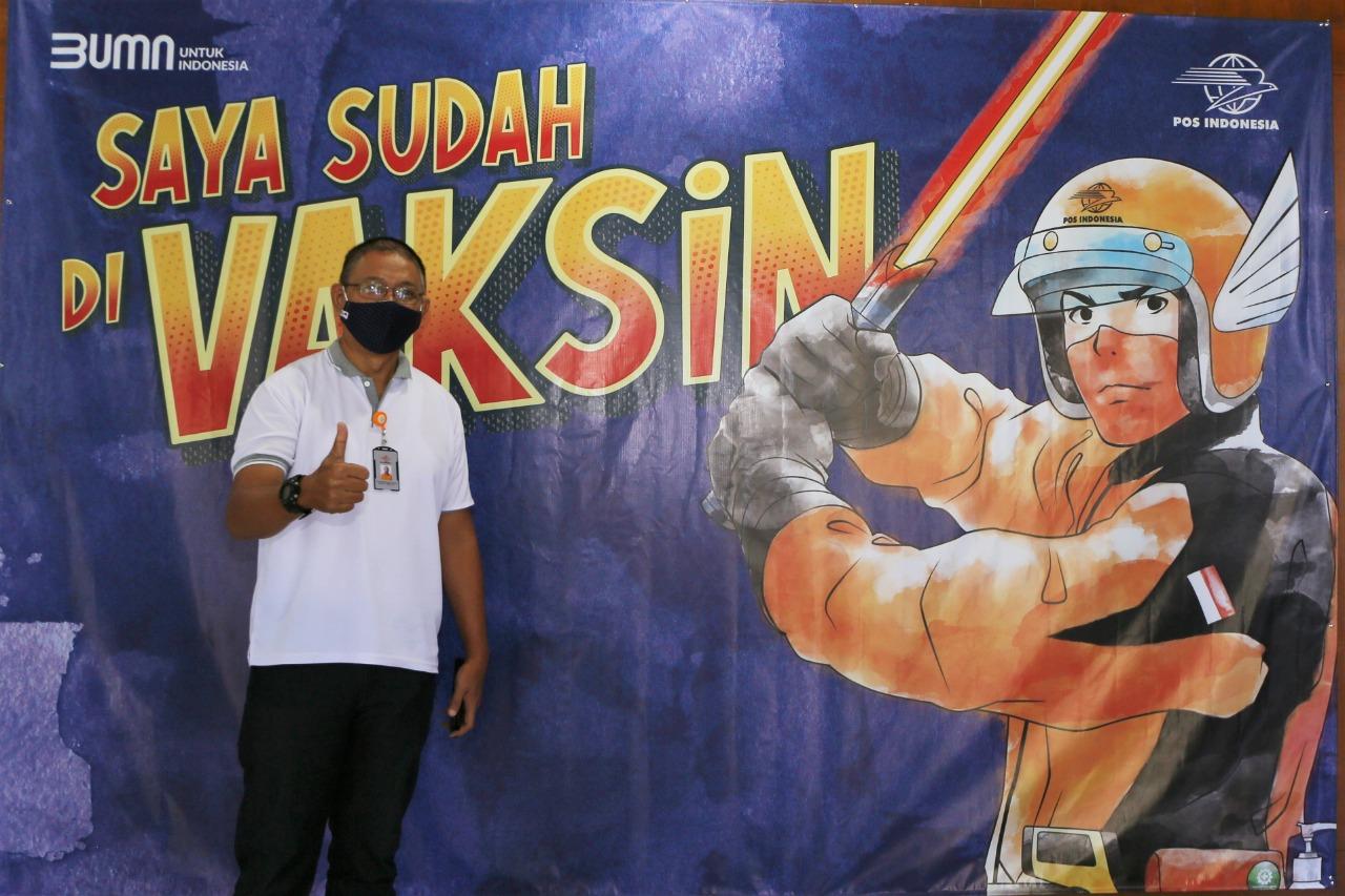 Gallery Photo 31 Maret 2021. 12.000 Pegawai Pos Menerima Vaksinasi Vaksinasi Covid-19