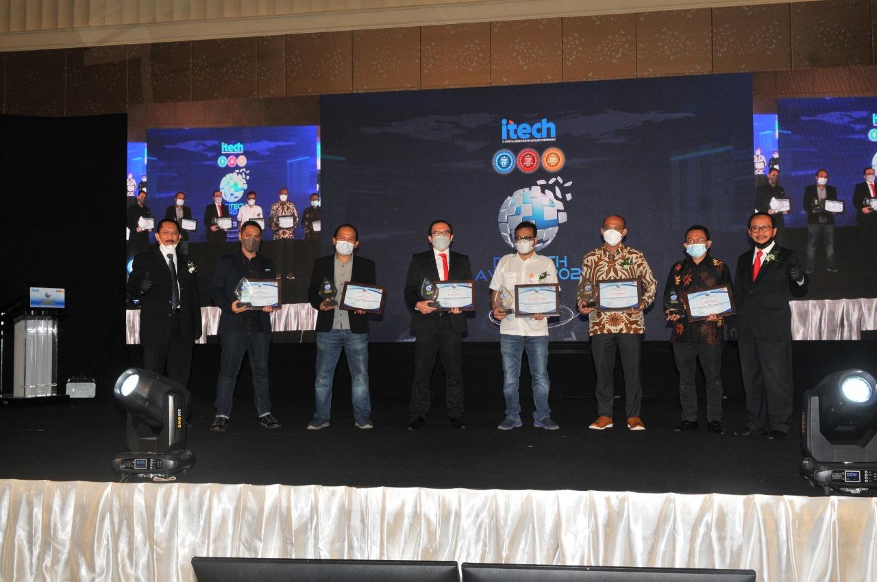 Gallery Photo 31 Maret 2021. Pos Indonesia Raih Dua Penghargaan Dalam Ajang Digital Technology &Innovation Award 2021