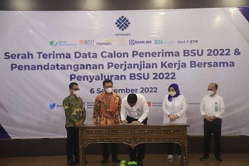 Gallery Photo 6 September 2022 - Penandatangan PKS Penyaluran BSU 2022 Kementerian Tenaga Kerja di Jakarta