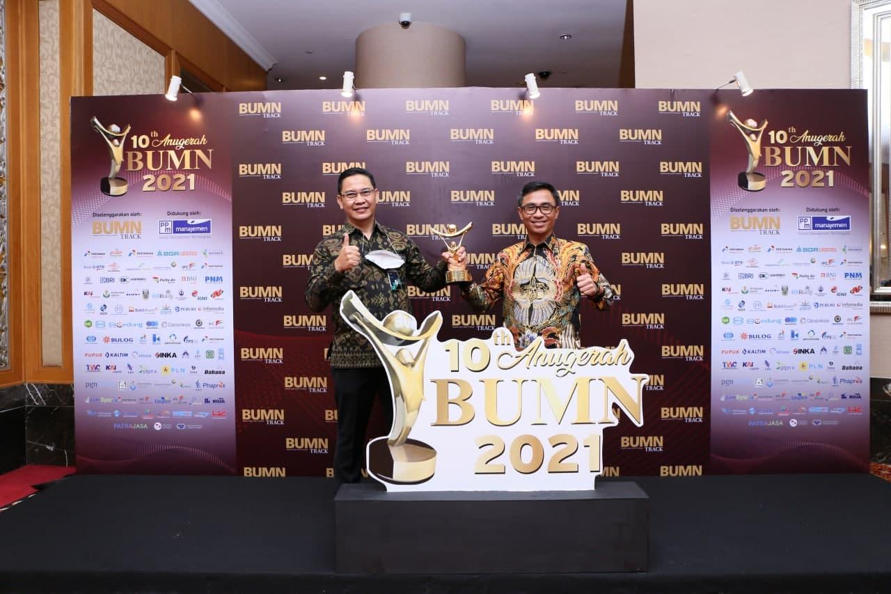 Gallery Photo 8 April 2021. Dirut Pos Indonesia Raih CEO BUMN Terbaik Driving Transformation 2021