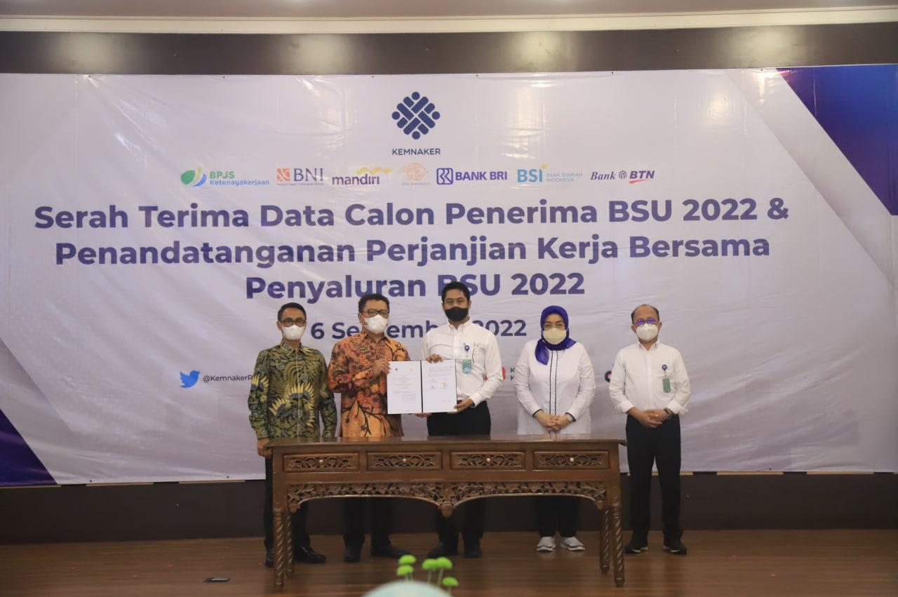 Thumbnail News BSU 2022 Siap Disalurkan Pekan Ini, Kemenaker Gandeng Pos Indonesia