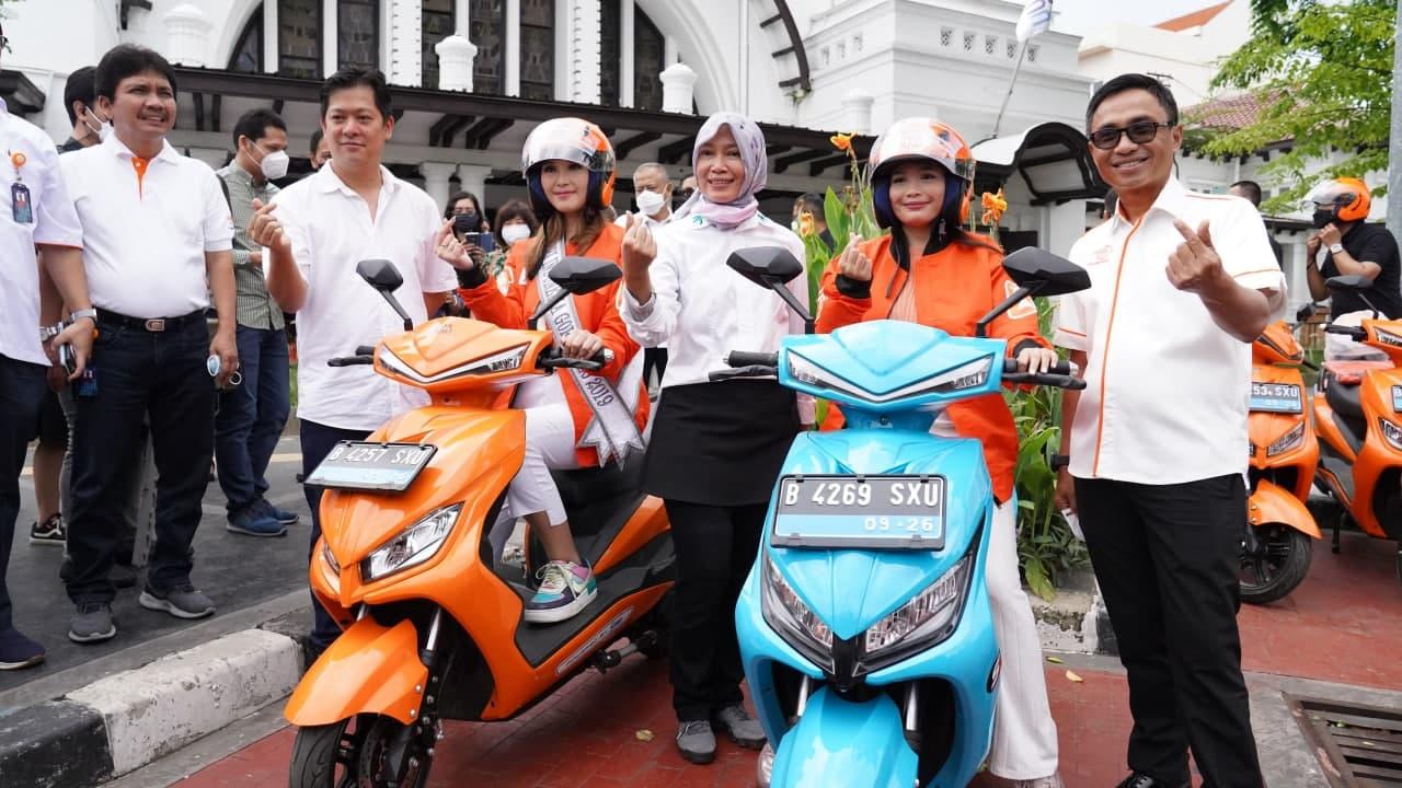 Thumbnail News Oranger Mawar Inovasi Pos Indonesia x SMOOT untuk Wanita Tangguh di Masa Pandemi