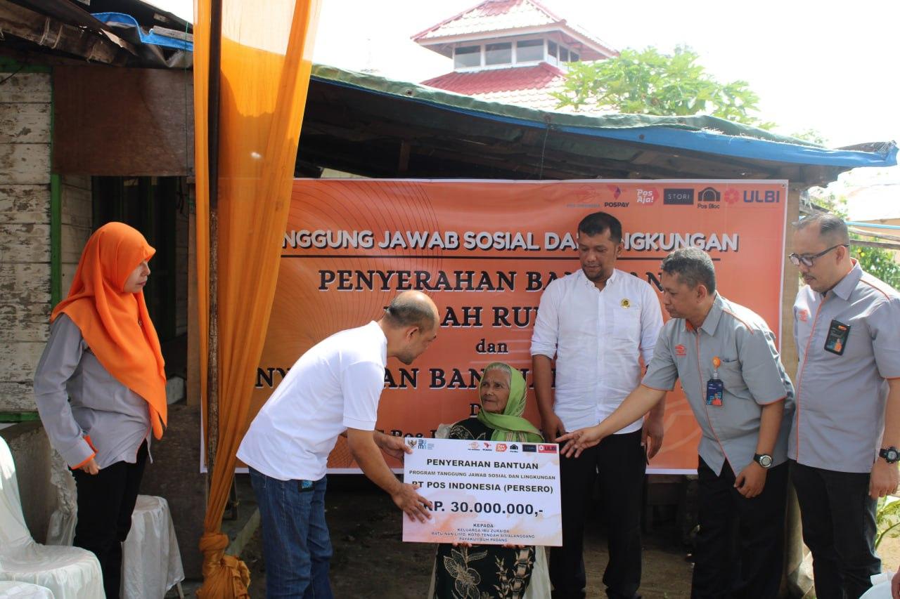 Thumbnail News Penyerahan Bantuan Bedah Rumah dan Kursi Roda Kec. Payakumbuh Padang