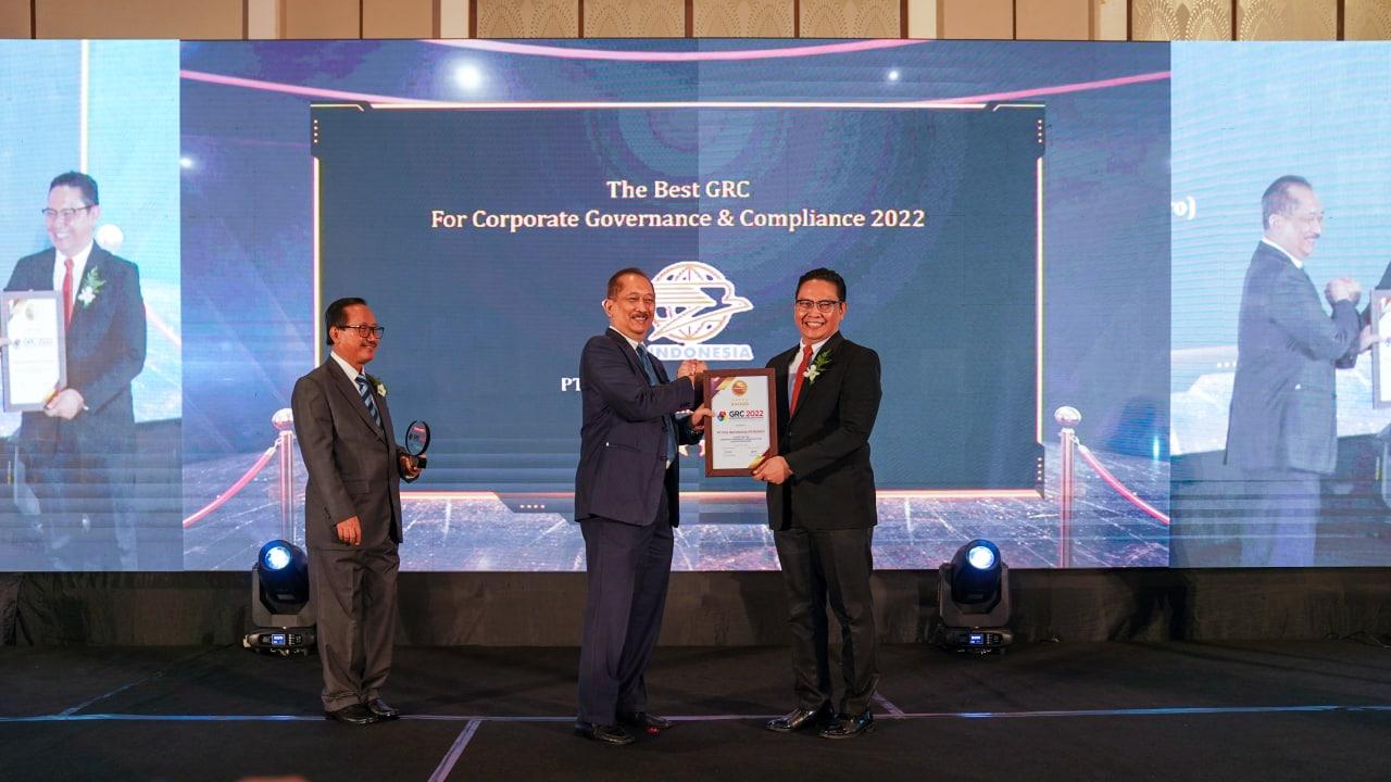 Thumbnail News Pos Indonesia Raih Tiga Penghargaan Pada Ajang  GRC & Performance Excellence Award 2022
